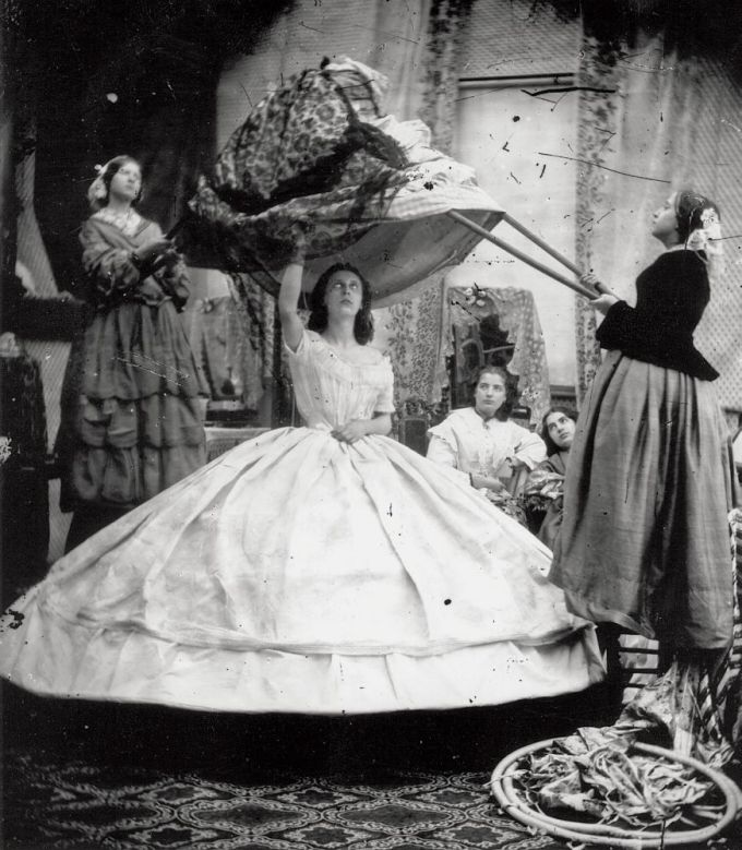 celebrate-picture-books-picture-book-review-why'd-they-wear-that