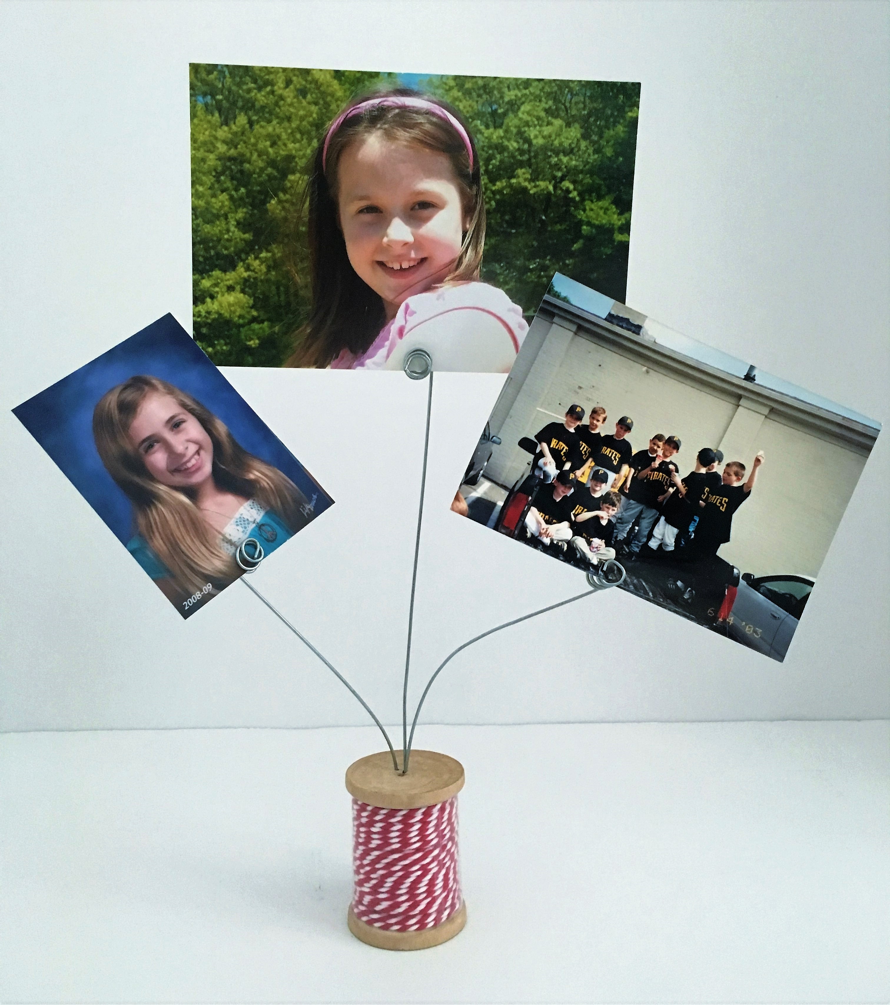 celebrate-picture-books-picture-book-review-threads-of-friendship-photo-holder