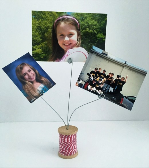 celebrate-picture-books-picture-book-review-threads-of-friendship-photo-holder