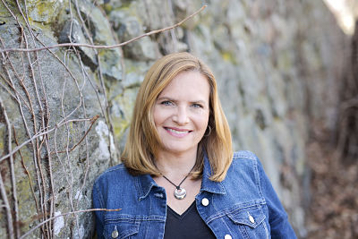 celebrate-picture-books-picture-book-review-heather-lang