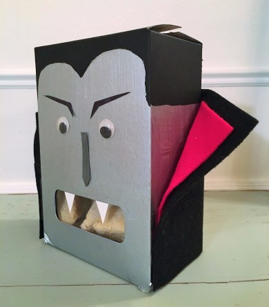 celebrate-picture-books-picture-book-review-vampire-treat-box-side-view (2)