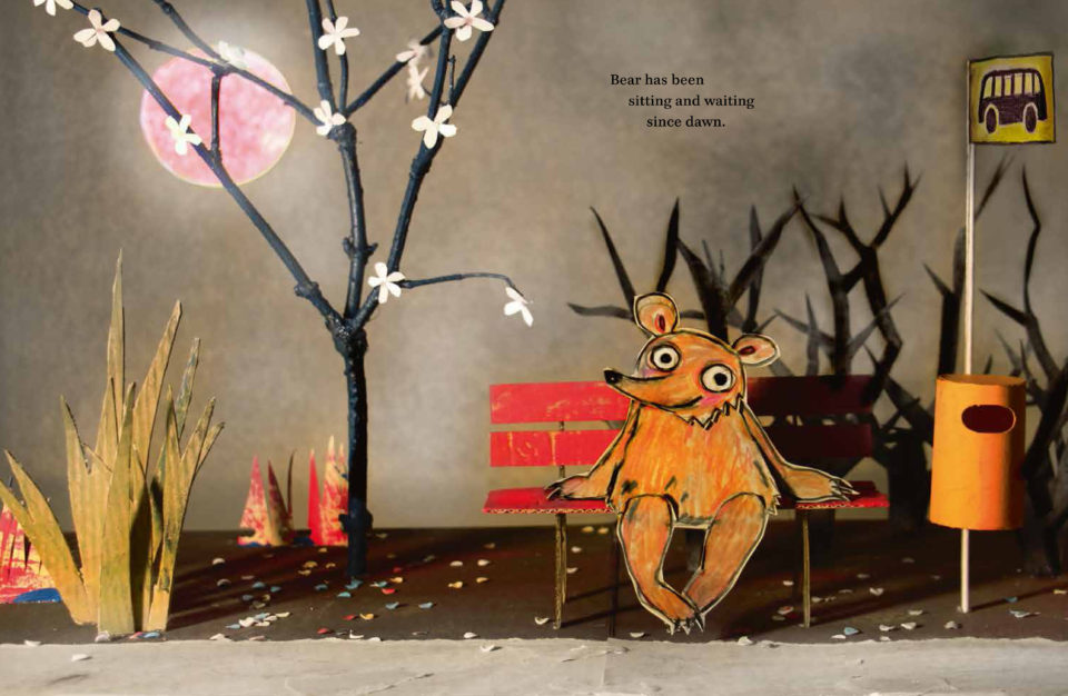 celebrate-picture-books-picture-book-review-Waiting-for-Goliath-waiting-at-bus-stop