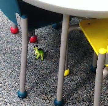 celebrate-picture-books-picture-book-review-dino-photo-lindsay-ward