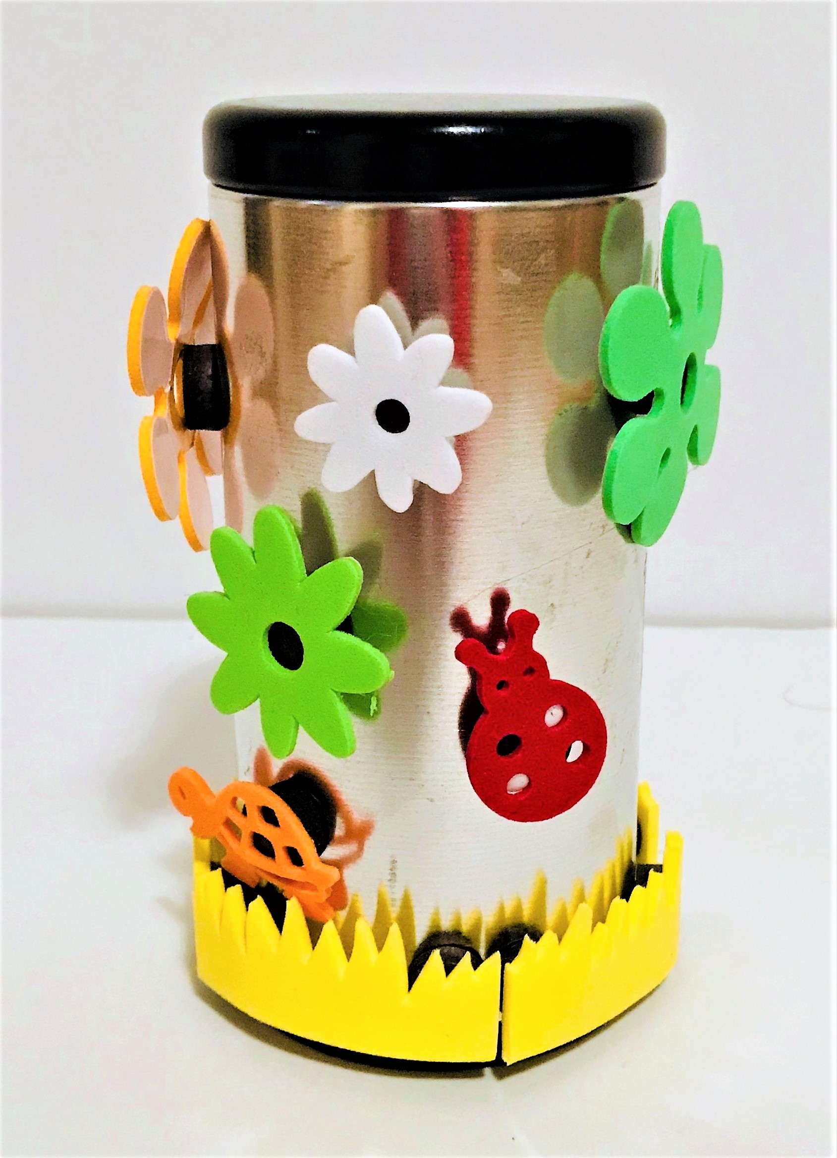 celebrate-picture-books-picture-book-review-magnetic-can-craft (2)