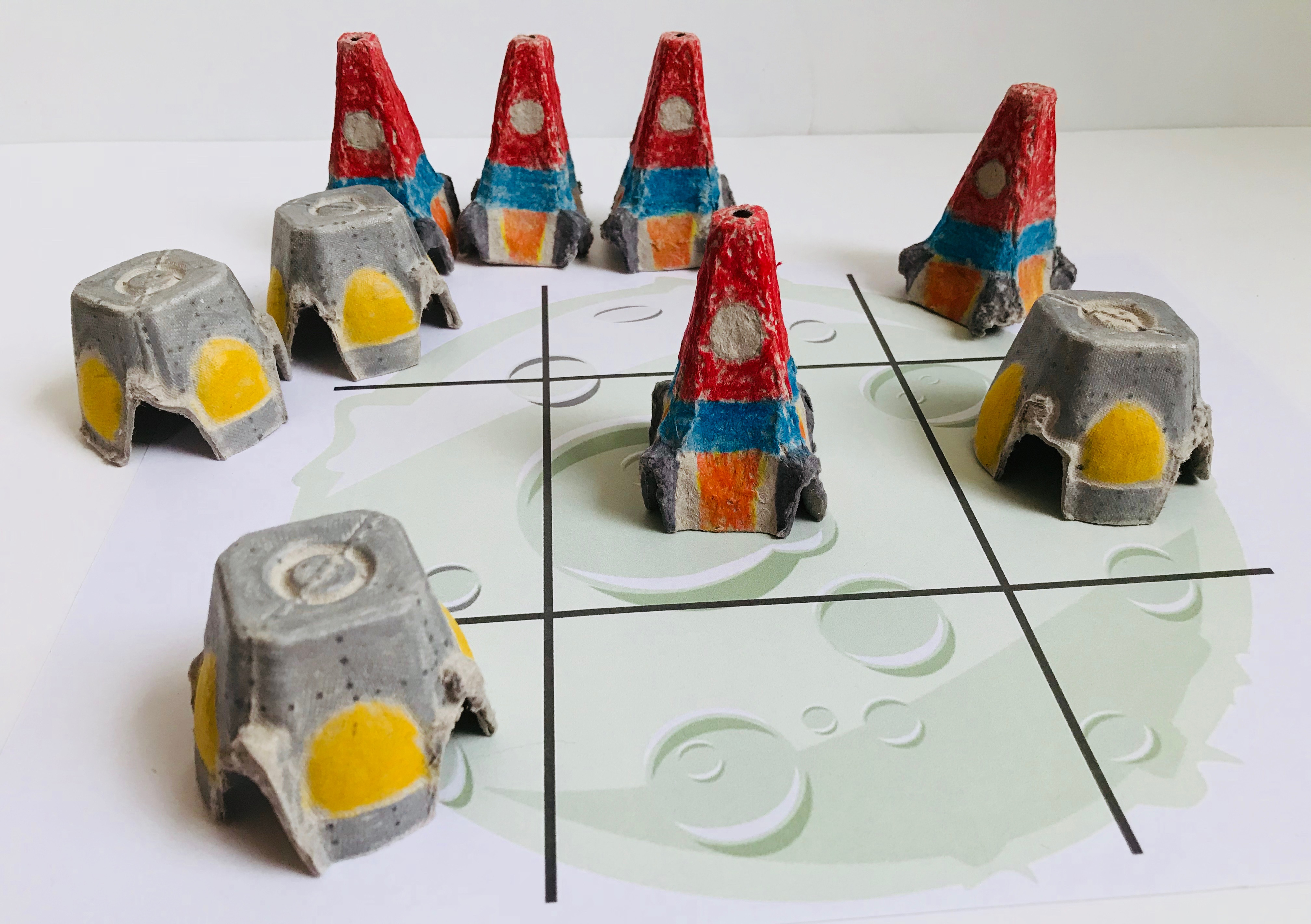 celebrate-picture-books-picture-book-review-rocket-to-the-moon-tic-tac-toe-game