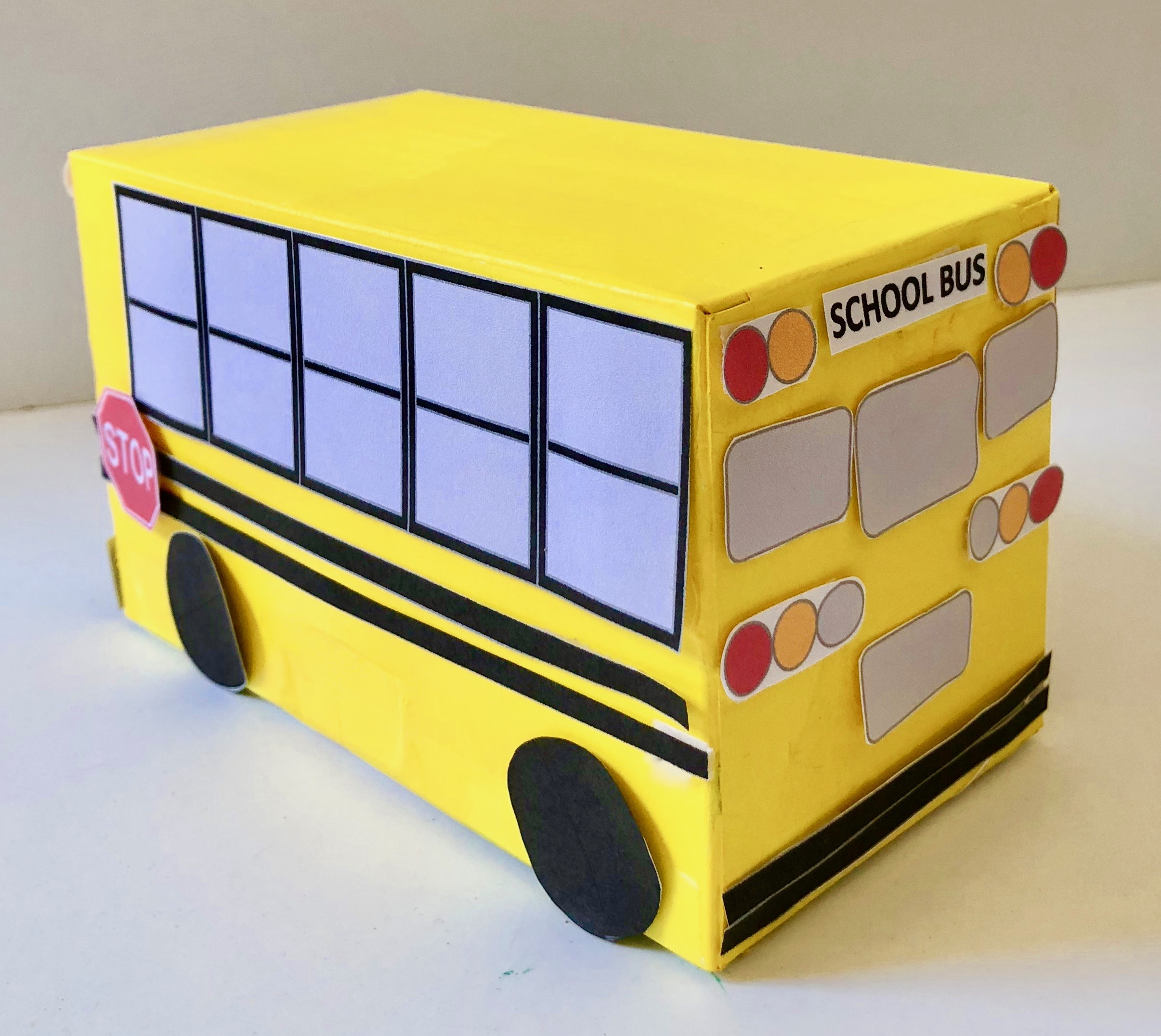 celebrate-picture-books-picture-book-review-school-bus-craft