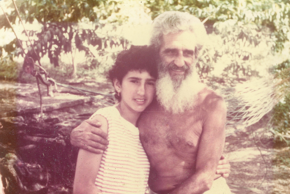 celebrate-picture-books-picture-book-review-galapagos-girl-valentina-and-father