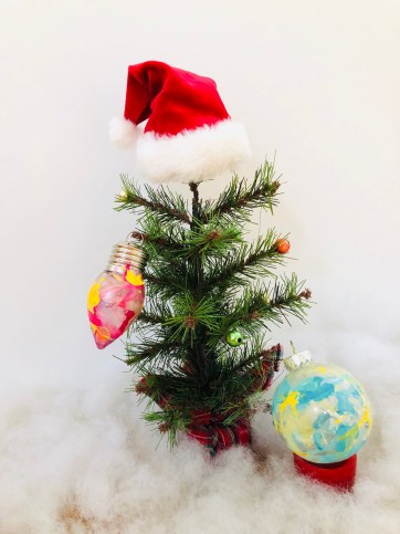 celebrate-picture-books-picture-book-review-christmas-ornaments-craft