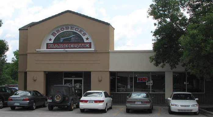 celebrate-picture-books-picture-book-review-Brobecks-BBQ-kansas-city