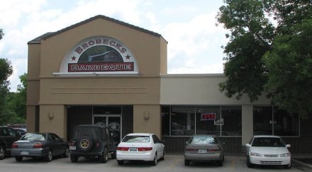 celebrate-picture-books-picture-book-review-Brobecks-BBQ-kansas-city