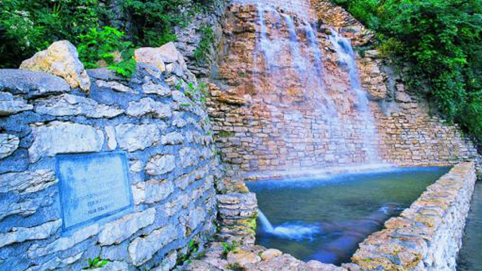 celebrate-picture-books-picture-book-review-carl-j-dicappo-fountain-kansas-city