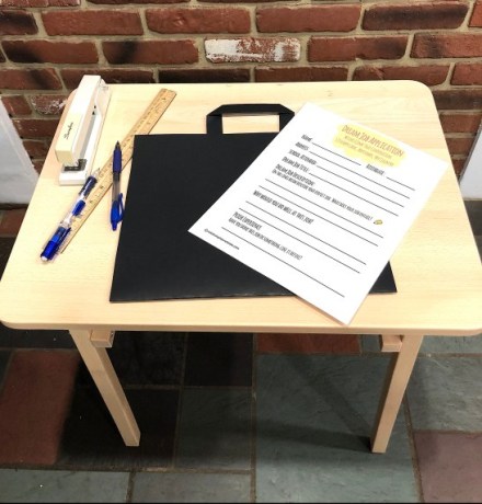 celebrate-picture-books-picture-book-review-briefcase-craft-2