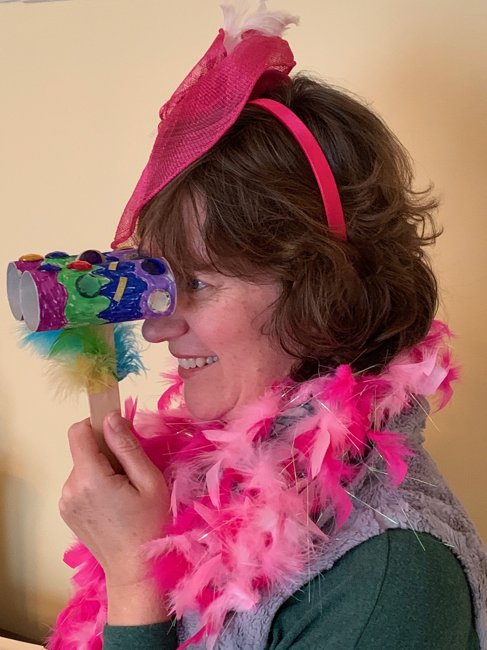 celebrate-picture-books-picture-book-review-laura-sassi-with-opera-glasses-craft