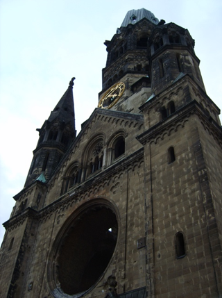 celebrate-picture-books-picture-book-review-Shana Keller-Kaiser-William-Memorial-Church-after-Image