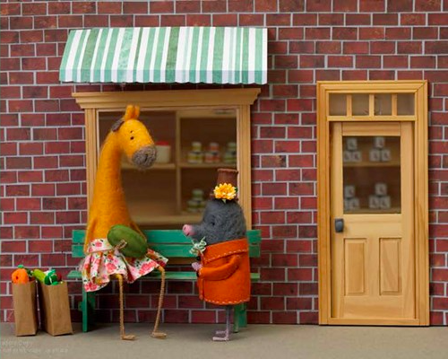 celebrate-picture-books-picture-book-review-mr-mole-moves-in-watermelon