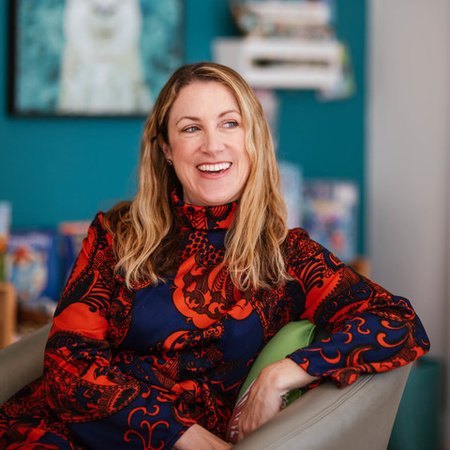 celebrate-picture-books-picture-book-review-Jamie-Michalak-headshot